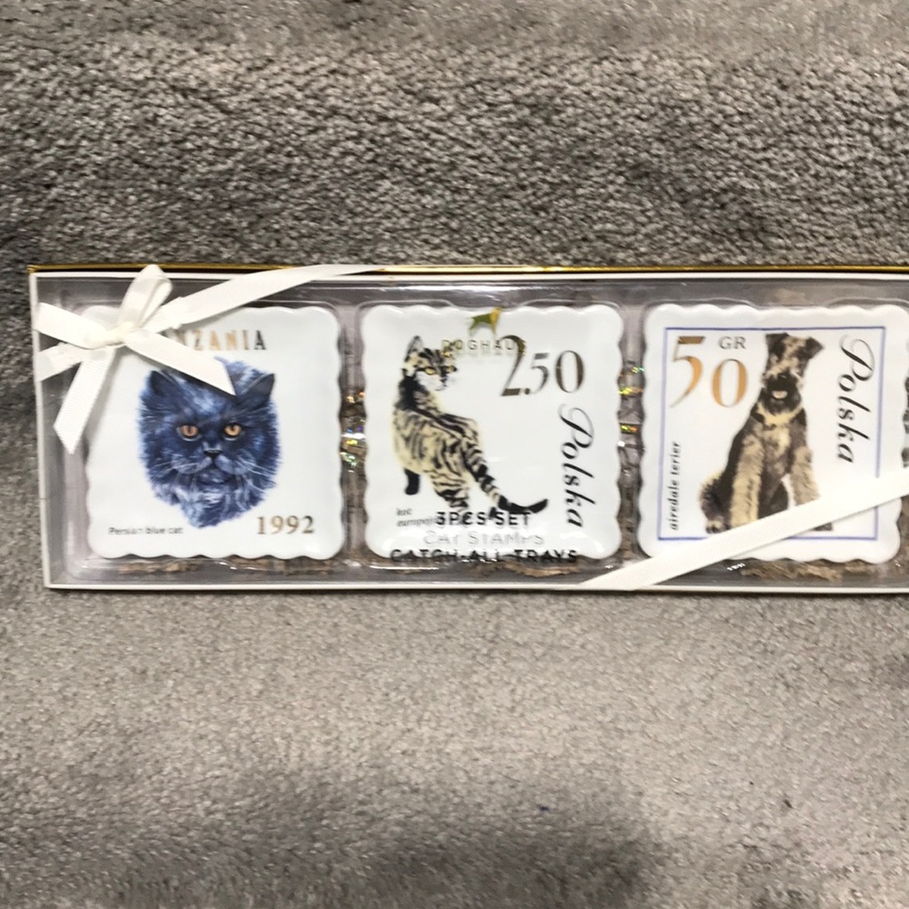 Doghaus catch all trays